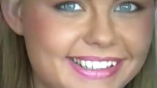 أنا احتضنت الجنس المترجم أشياء كبيرة